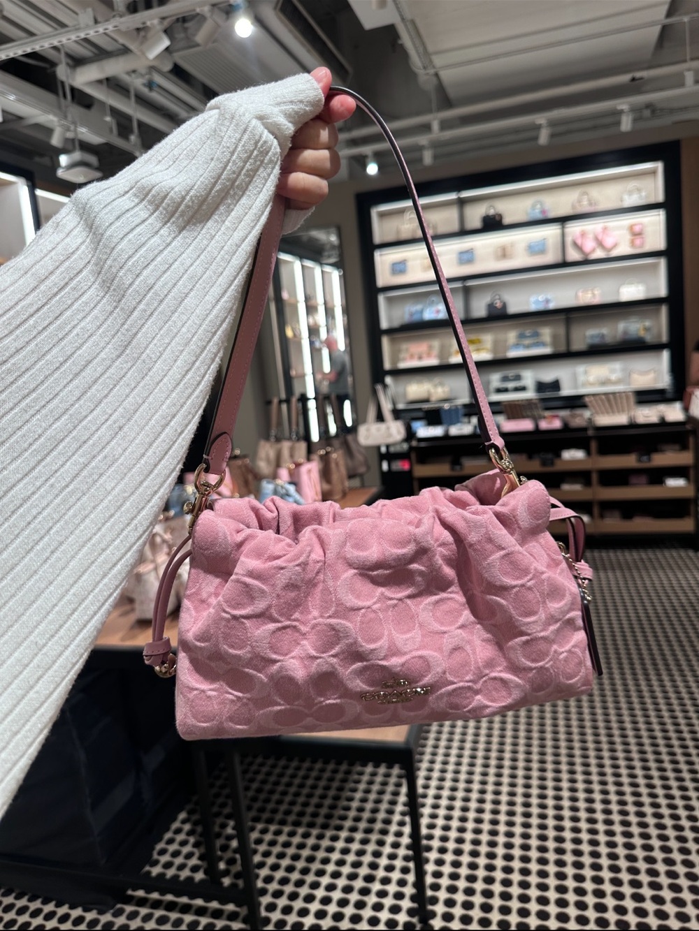 NWT！COACH FAYE SHOULDER BAG IN DENIM（CER68）light pink